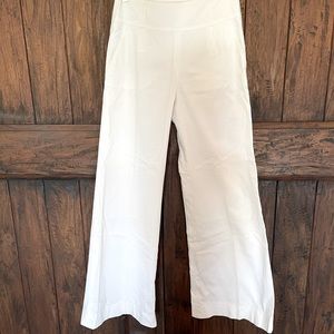 Great for Holiday Winter White! Burberry Pants Size 4